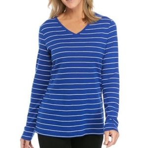Kim Rogers long sleeve V neck Tee XL